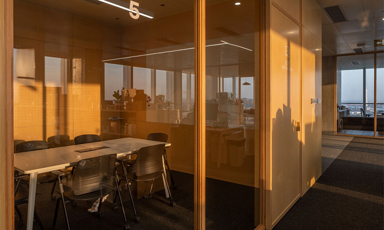 上海辦公室裝修要找的公裝公司與家裝公司有什么區別？