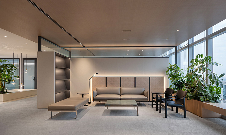 上海出入境服務(wù)辦公室